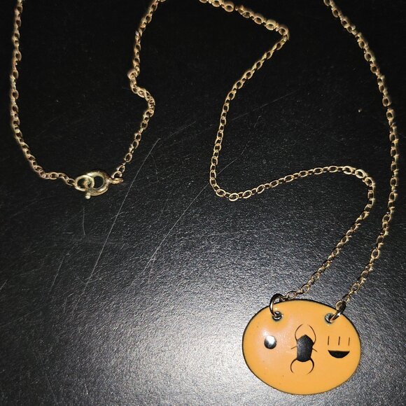 VINTAGE EGYPTIAN MOTIF HANDCRAFTED NECKLACE with NON-ADJUSTABLE GOLD-TONED CHAIN - Picture 9 of 9